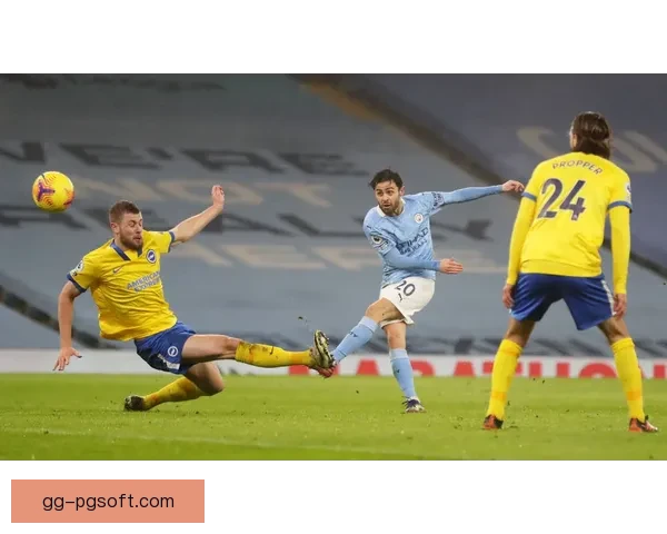 曼城官方宣布贝尔纳多·席尔瓦成功触发续约条款将留队至未来多个赛季